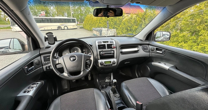 Kia Sportage cena 22900 przebieg: 223000, rok produkcji 2006 z Szczecinek małe 172